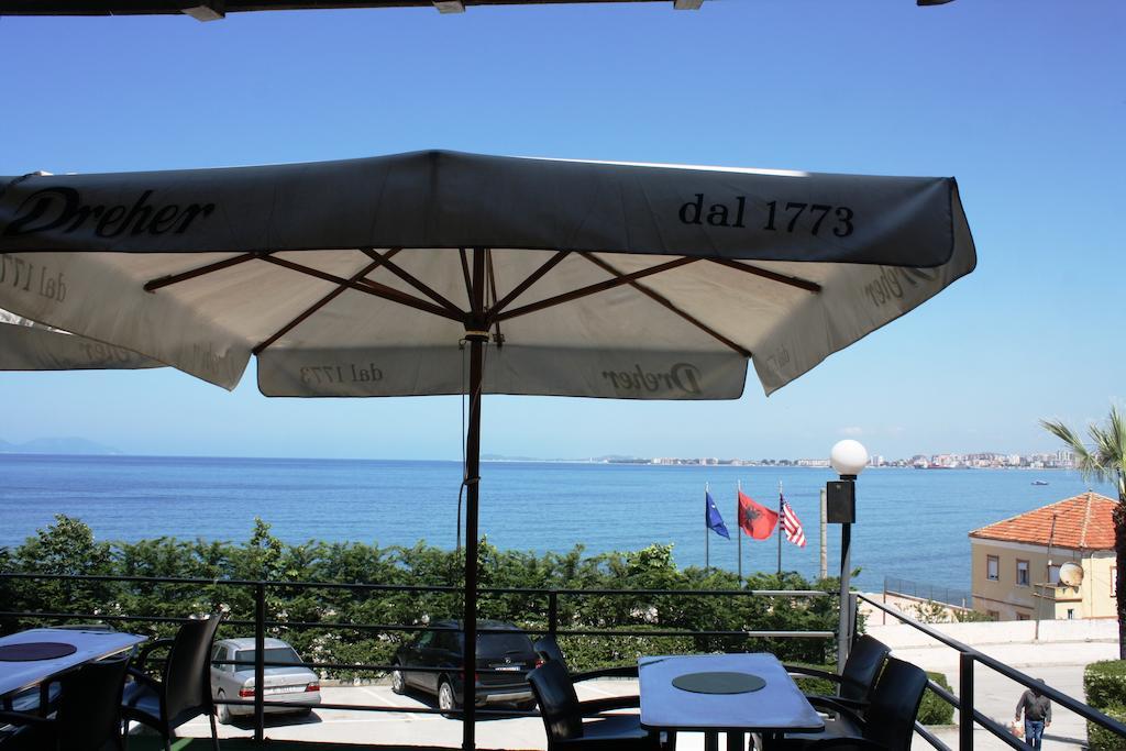 Ambasador Hotel Vlorë Eksteriør billede