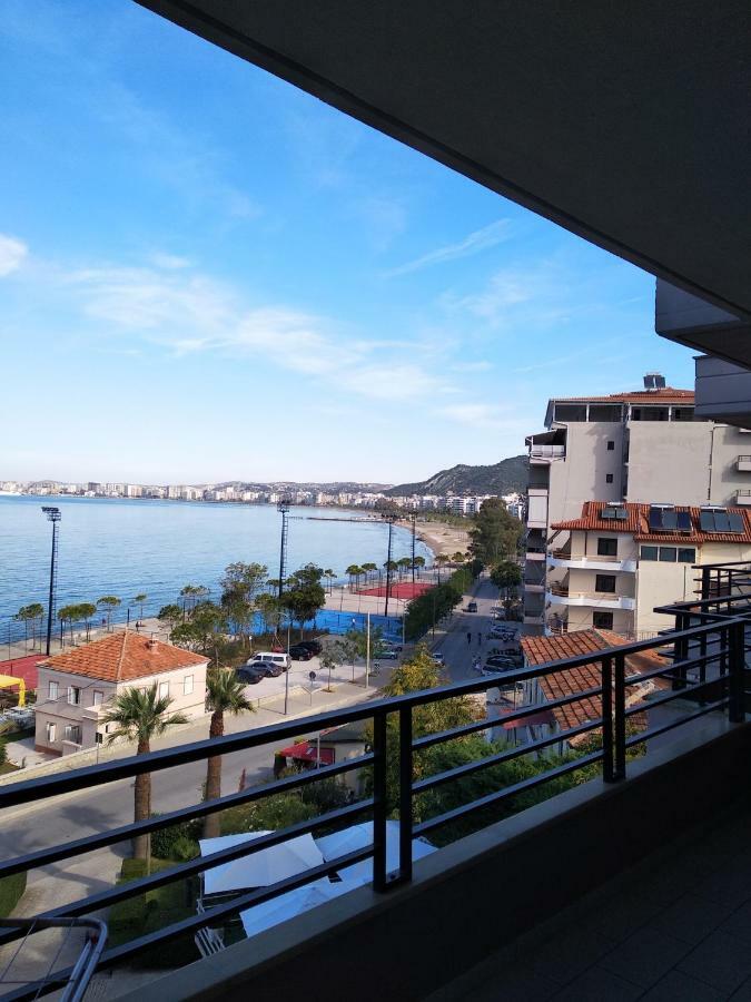 Ambasador Hotel Vlorë Eksteriør billede